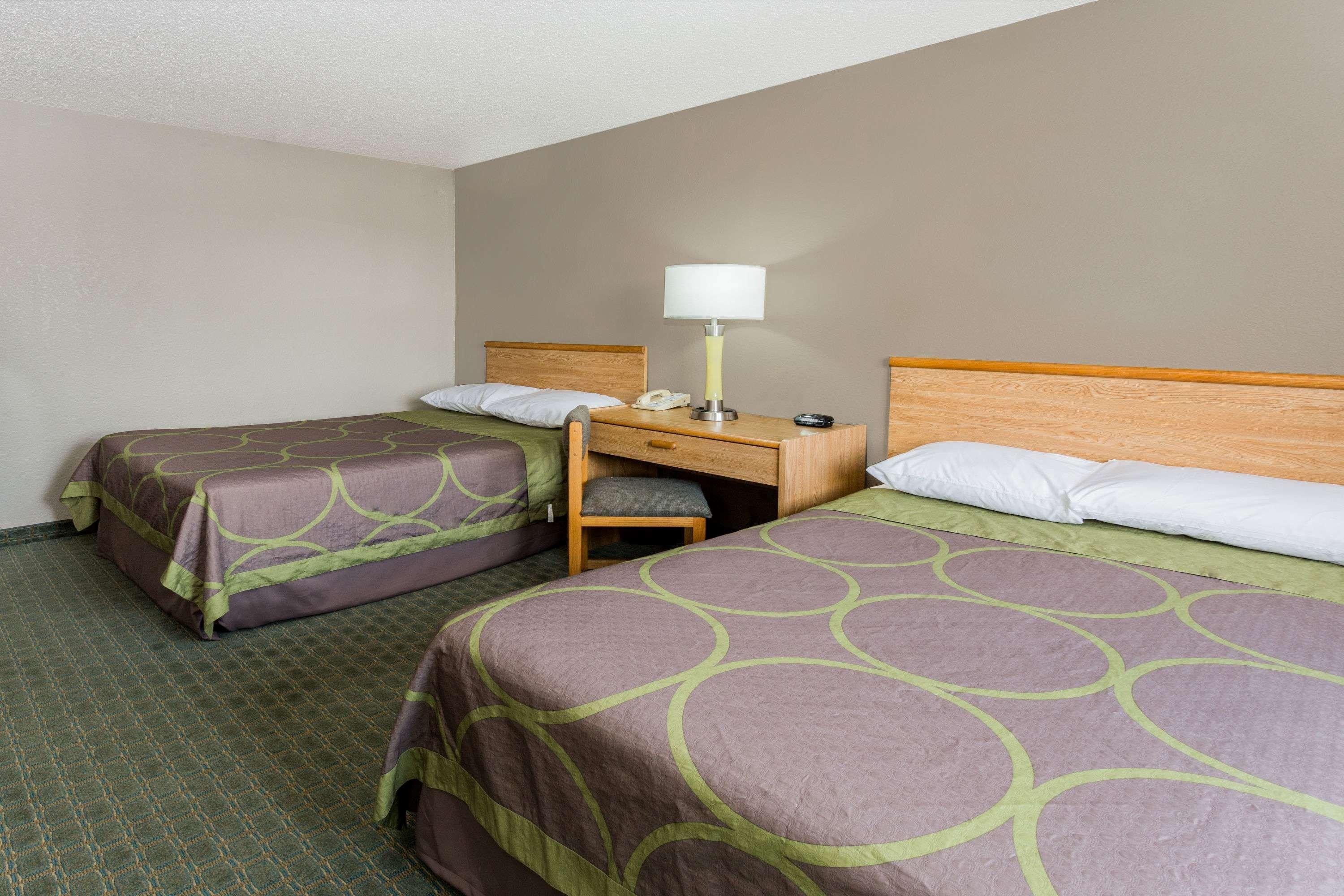 Hotel Super 8 By Wyndham St. Charles Saint Charles Zewnętrze zdjęcie