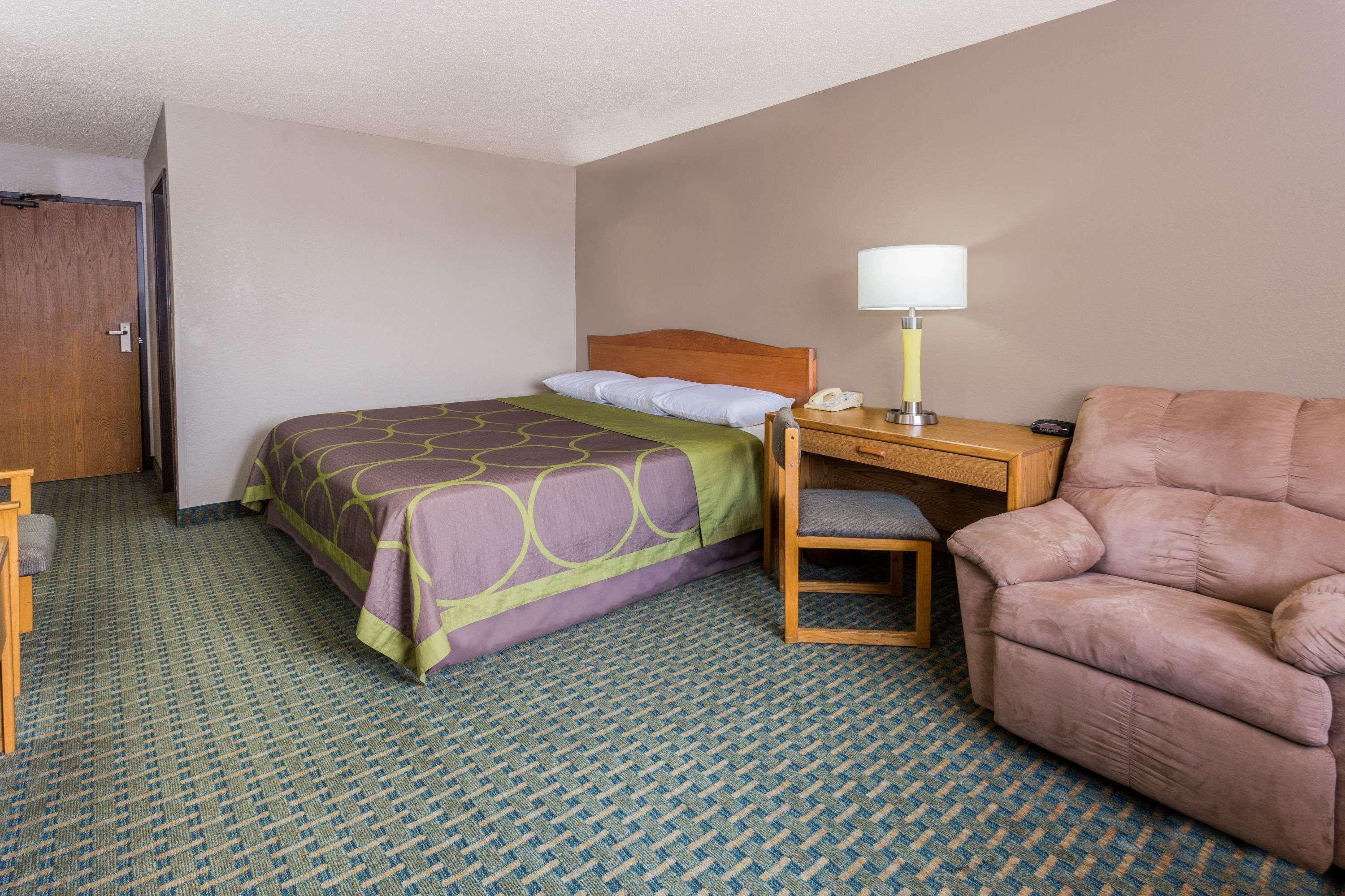 Hotel Super 8 By Wyndham St. Charles Saint Charles Zewnętrze zdjęcie