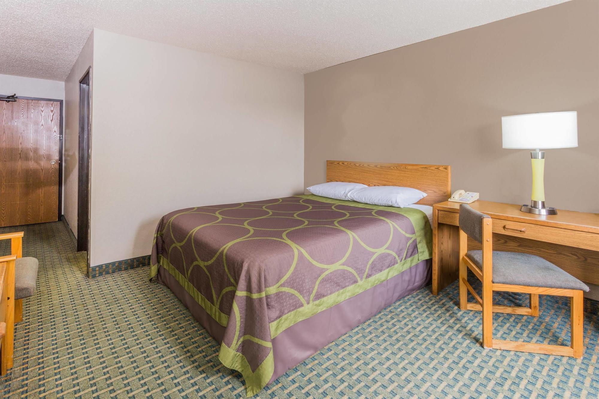 Hotel Super 8 By Wyndham St. Charles Saint Charles Zewnętrze zdjęcie